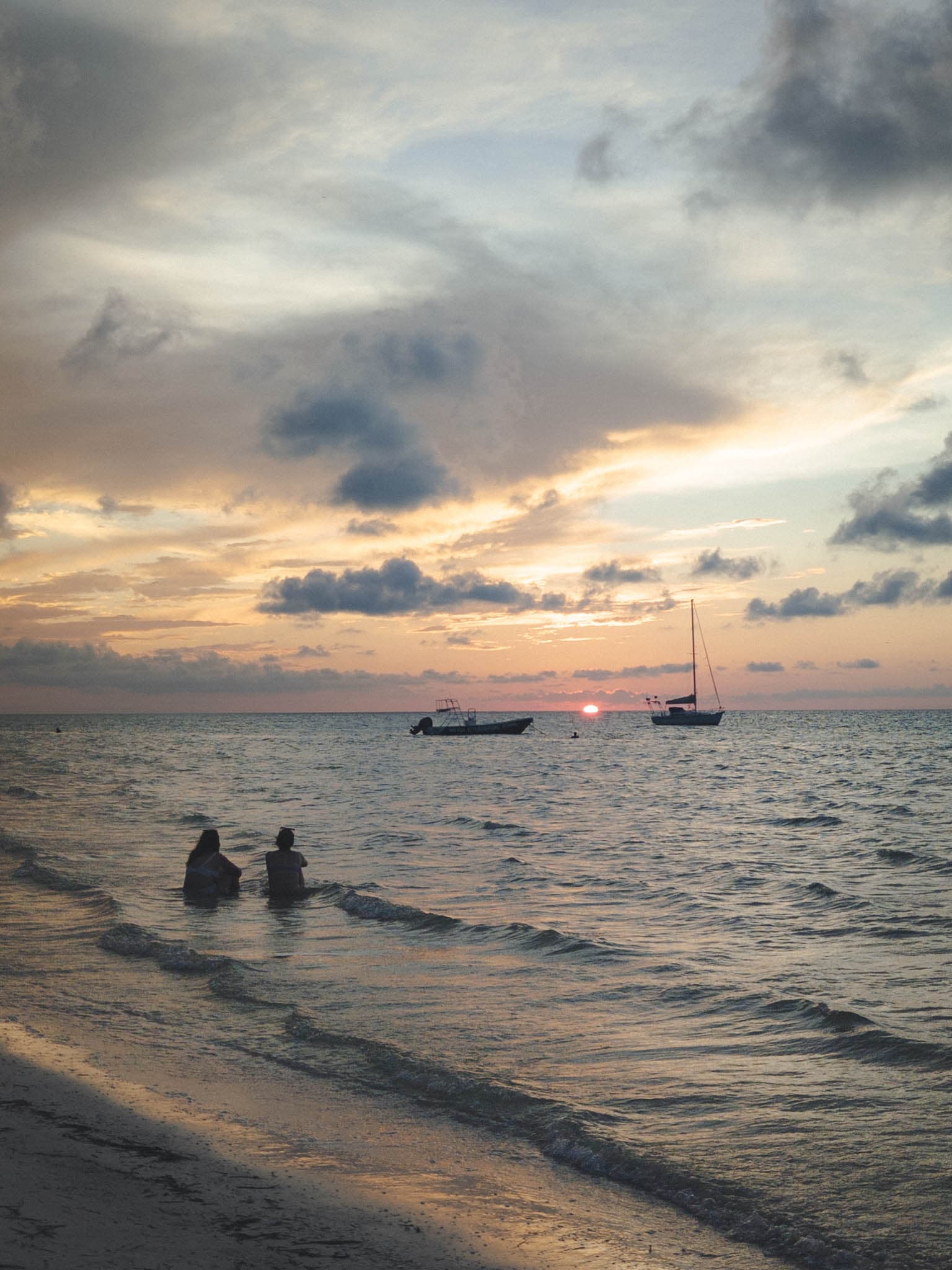 PXL 20230914 235251448